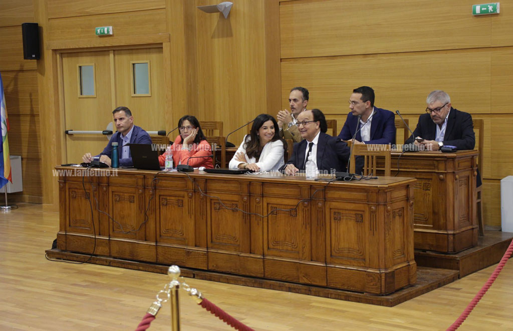 opp-consiglio-comunale-30922daf1439c_b6723.jpg
