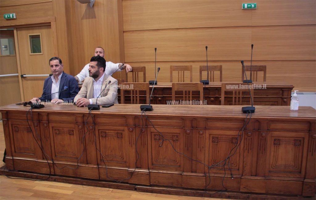 opposizione-2025-06-05-alle-11.25.24_2779a.jpg