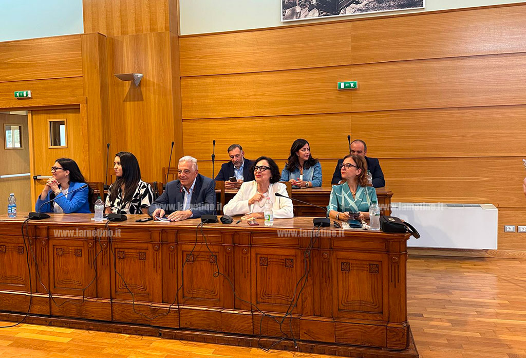 opposizione-consiglio1_cae47.jpg