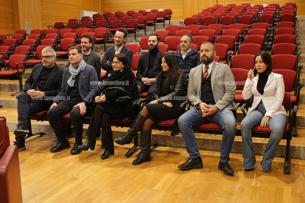 opposizione090-a5d4039d94f4_7b133.jpg