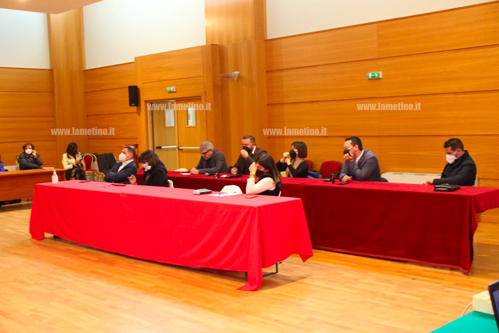 opposizione_4558f.jpg