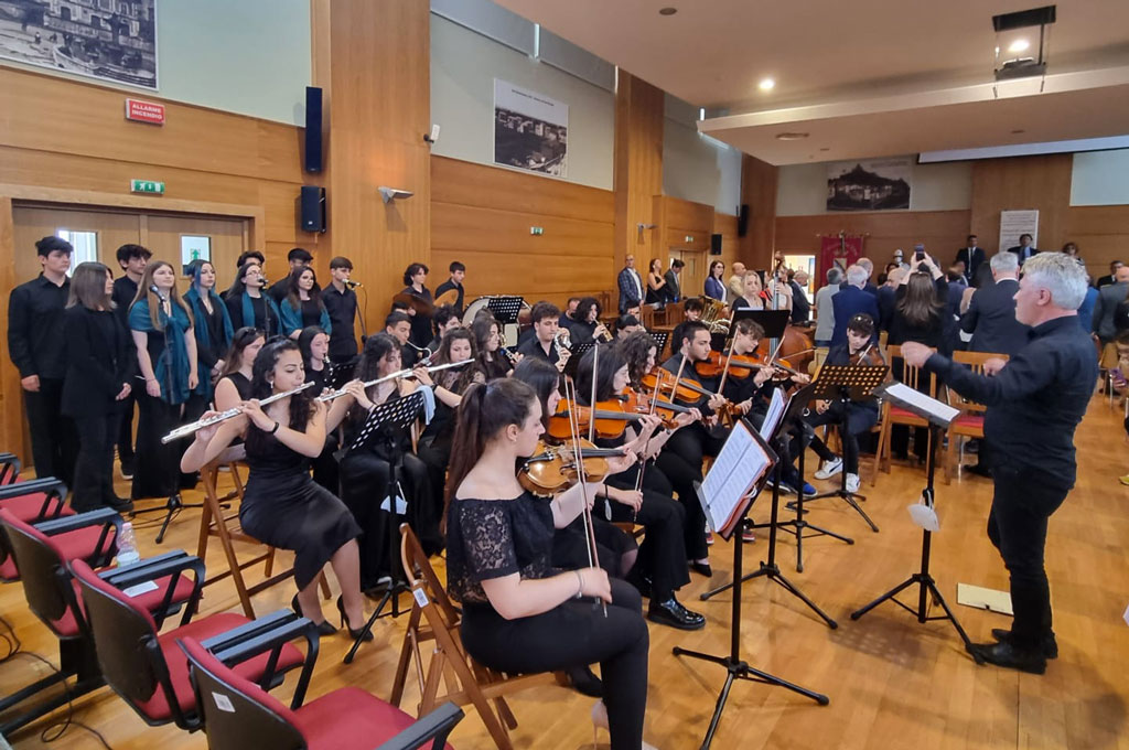 orchestadbaea620f758_c4d94_4a049.jpg