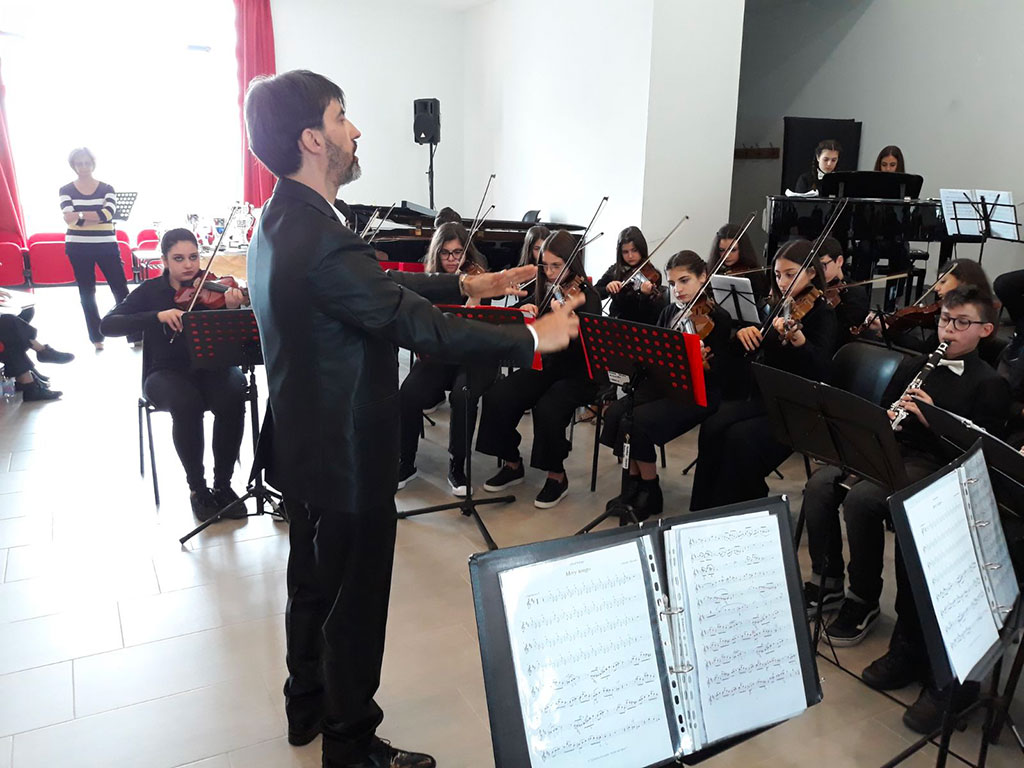 Lamezia, Orchestra dell’Istituto Comprensivo Ardito-Don Bosco conquista sei premi al Concorso Nazionale a L’Aquila