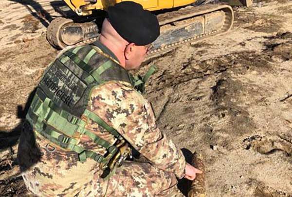 Trovato a Crotone ordigno bellico inesploso, risalirebbe alla seconda guerra mondiale