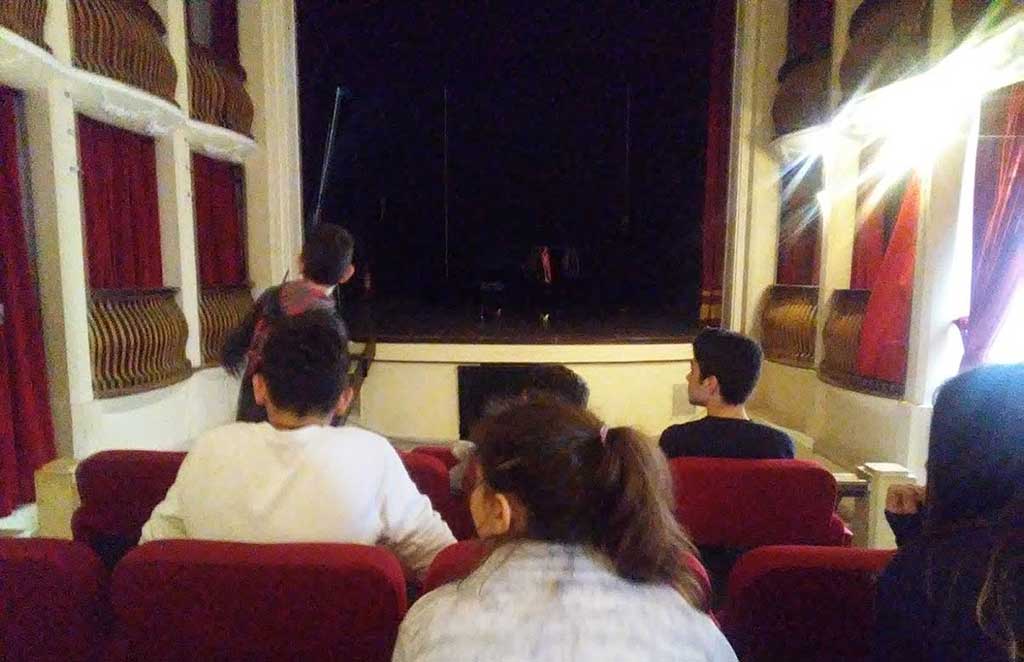 organizziamo-la-follia-visita-teatri-300619.jpg