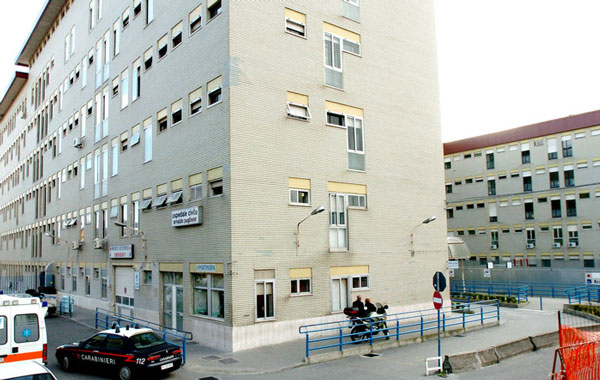 Anziana morta in ospedale a Catanzaro, indagati 19 medici 