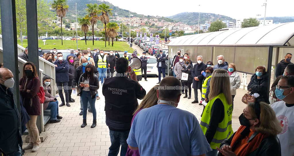 Lamezia, 1356 vaccinati all'ospedale nei giorni del "Vax day"