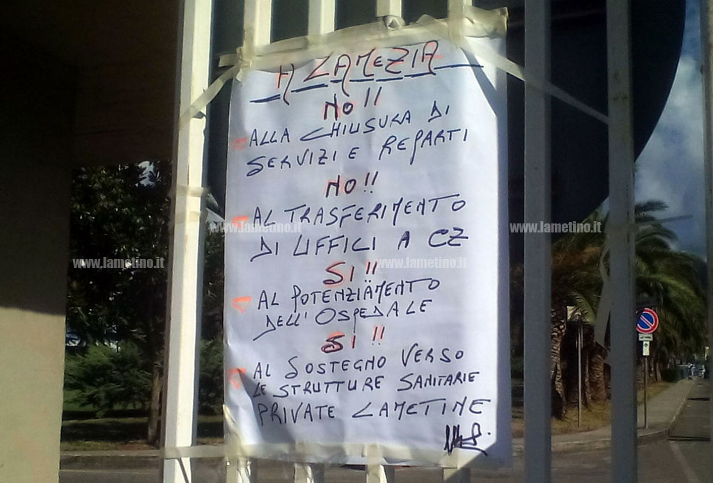 ospedale-protesta-2-de-biase-1m.jpg