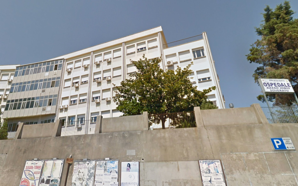 Infermiera positiva al Covid, sanificazione straordinaria all'ospedale di Soverato