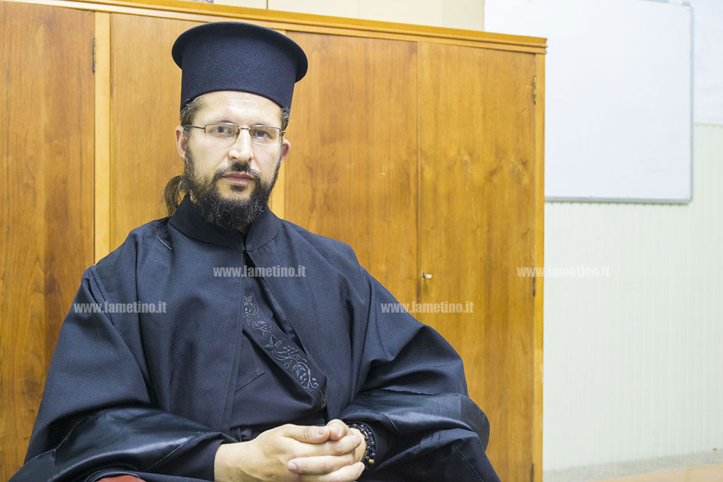 Lamezia: intervista a padre Metodio, una volta al mese messa agli ortodossi - VIDEO