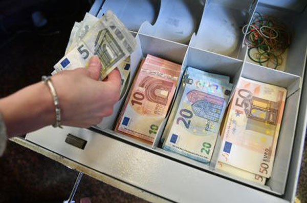 Studio Cribis, in Calabria solo il 20,9% di imprese paga fornitori alla scadenza
