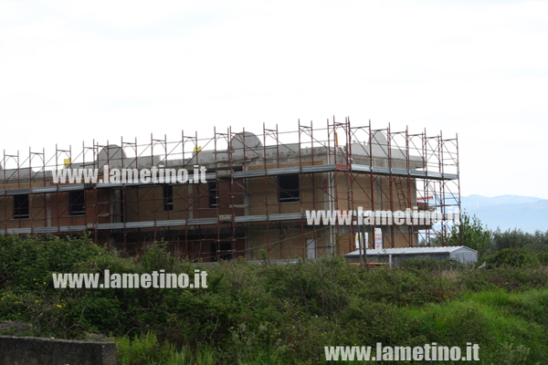 palazzine-roma-contrada-Carra-Marchese-3.jpg