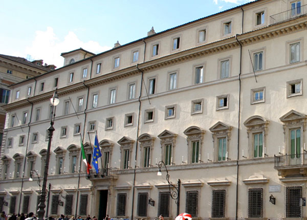 Sciolti Consigli comunali di Cropani e Brancalone per infiltrazioni mafiose