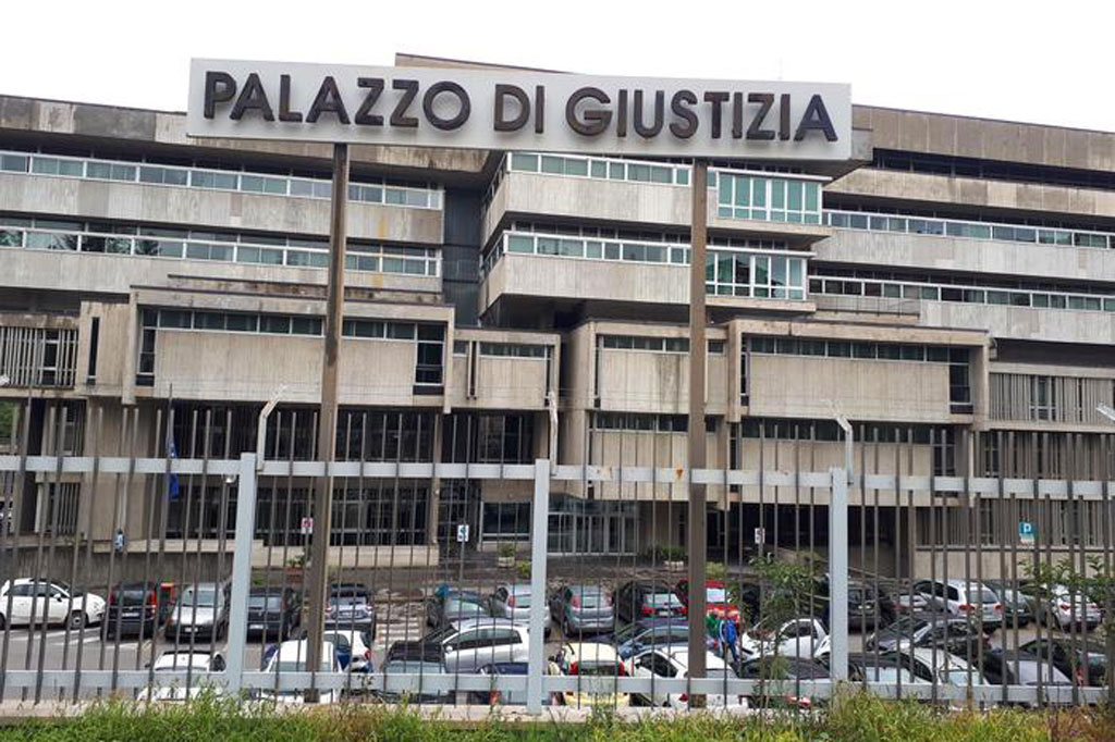 Truffe nella vendita di auto a Potenza, coinvolto anche imprenditore calabrese