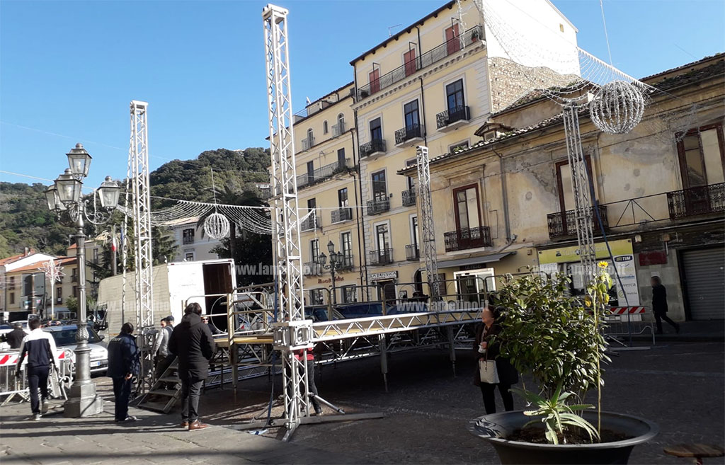 Lamezia, Vigili del fuoco su concerto Capodanno annullato: "Comune in ritardo e senza relazioni tecniche"