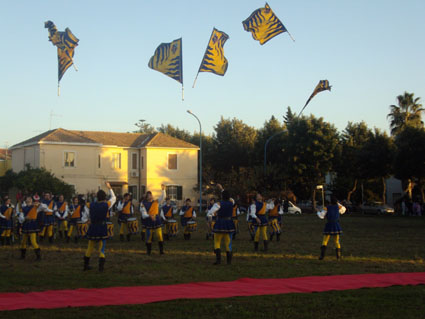 palio_santeufemia_2010_sbandieratori
