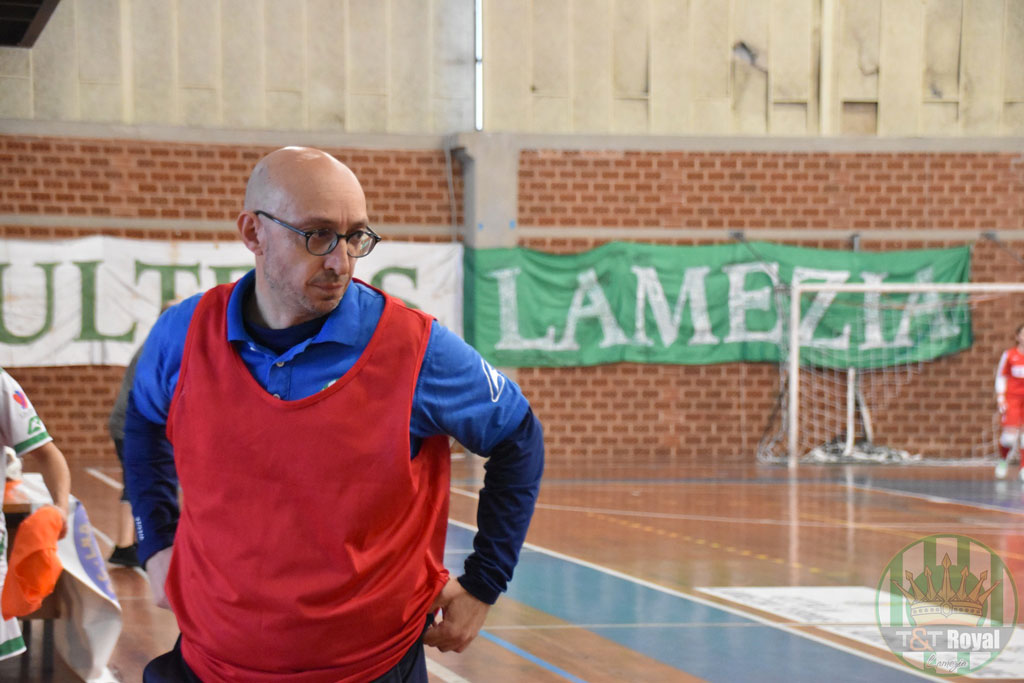 T&T Royal Lamezia: “Mister Paolo Carnuccio non è più l'allenatore della squadra"