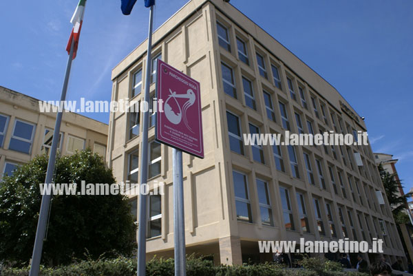 Lamezia: Inaugurati parcheggi rosa davanti tribunale