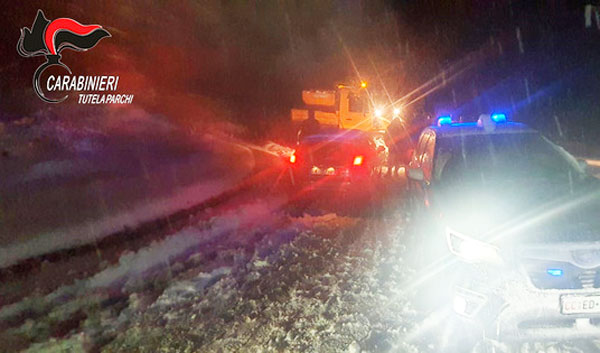 Maltempo, soccorsi automobilisti che erano rimasti bloccati in Parco Pollino