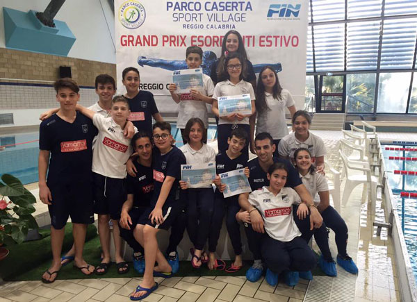 Nuoto, Rari Nantes Lamezia vince il XIV Gran Prix Esordienti a Reggio Calabria