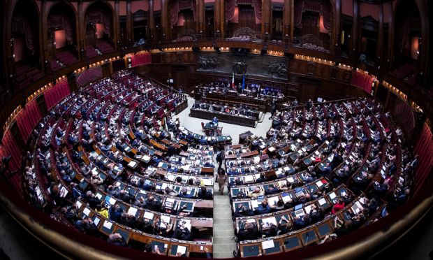 Ipotesi ritorno alle urne, anche i partiti calabresi si preparano a nuovi scenari
