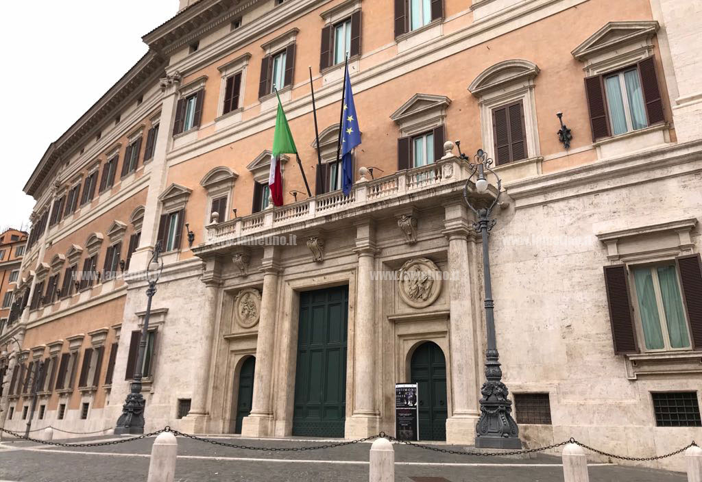 Slitta voto su istituzione commissione d'inchiesta antimafia, Governo chiede approfondimento 28 emendamenti