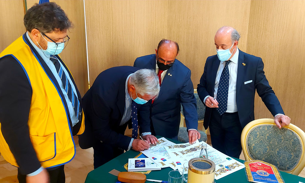 patto-damicizia-lamezia-vibo_13e18.jpg