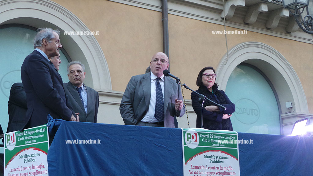 Lamezia, Oliverio: alcuni gruppi ristretti sono pronti a rimettere le mani sulla città