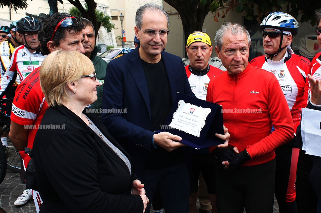 pedalata-ciclisti4-81115.jpg