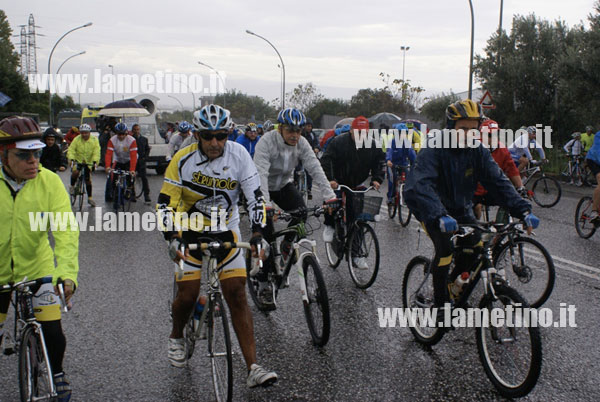 Lamezia: Pedalata per la Sicurezza in ricordo otto ciclisti