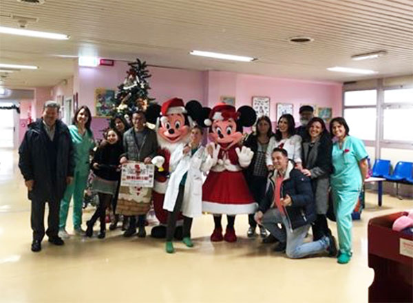 Lamezia, doni e sorprese per i piccoli pazienti del reparto di pediatria