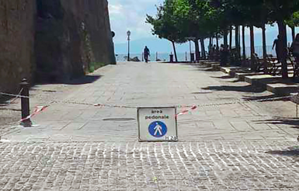 Aggredisce assessore comunale per chiusura strada a Nicotera, denunciato