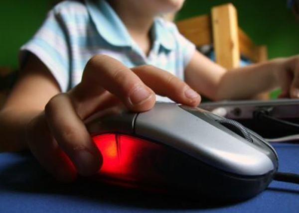 Calabria: Pedopornografia, in manette anche un cosentino