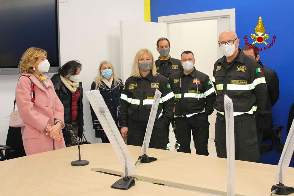 Lamezia, Prefetto di Catanzaro Cucinotta in visita al Centro Polifunzionale Regionale dei vigili del fuoco