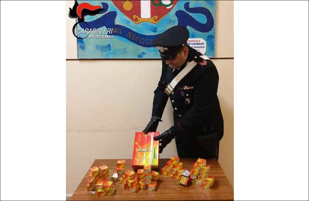 Vendita abusiva di petardi, denunciati responsabili centro giovanile nel reggino