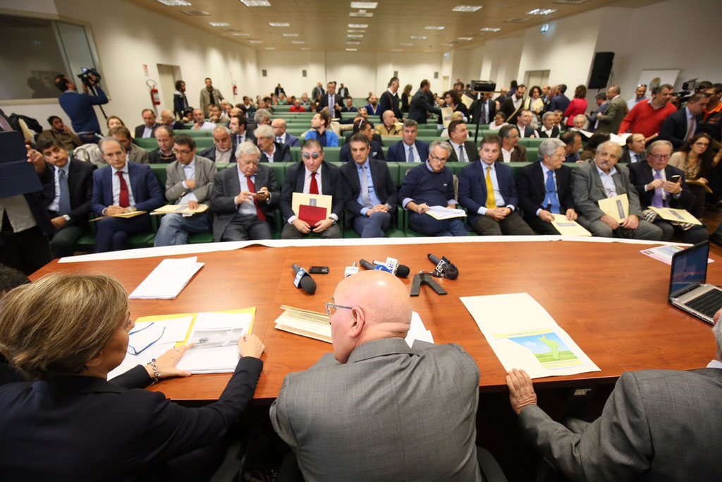 Calabria: Oliverio, differenziata al 65% entro 2020