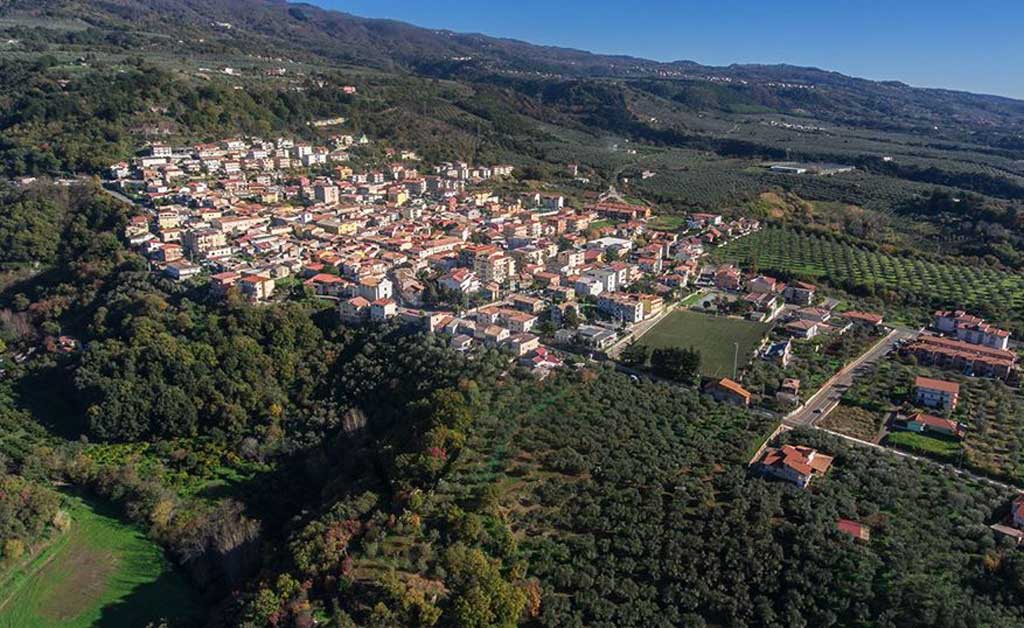 Spettacolo “Prometeus. Dalla terra il fuoco” a Pianopoli il 3 agosto