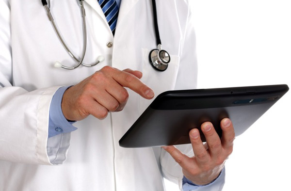 Lamezia: presentata piattaforma medico-digitale per estrazione della reportistica prescrittiva