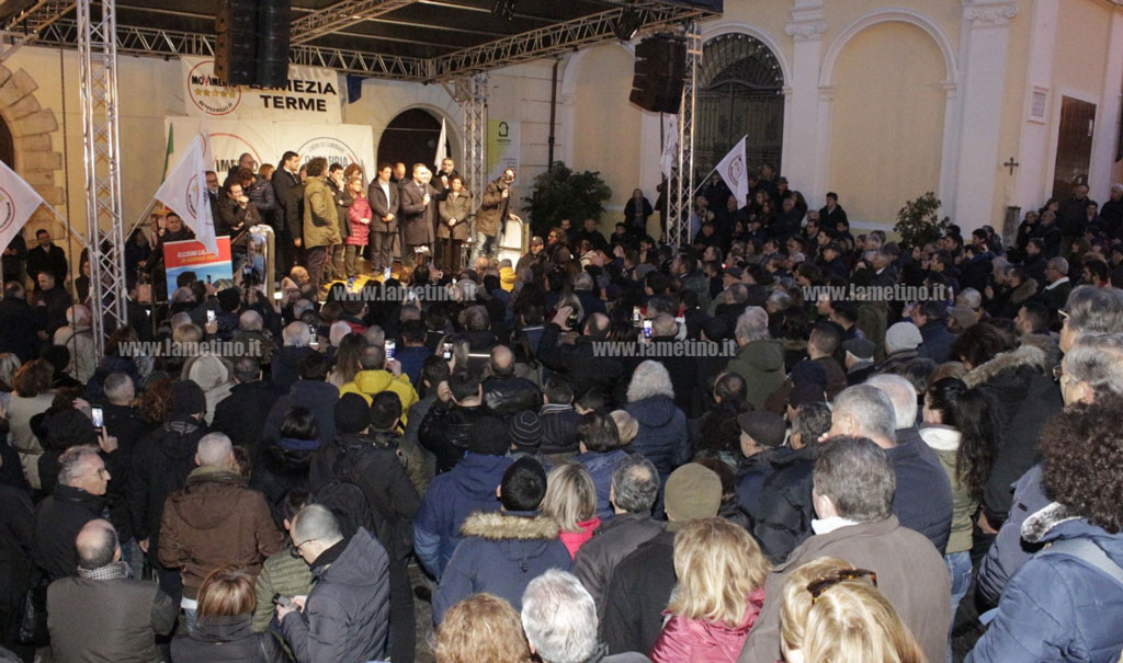piazza-di-maio.jpg
