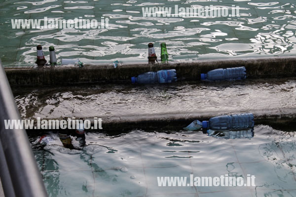 piazza-mercato-vandali-fine-settimana-2014-5.jpg