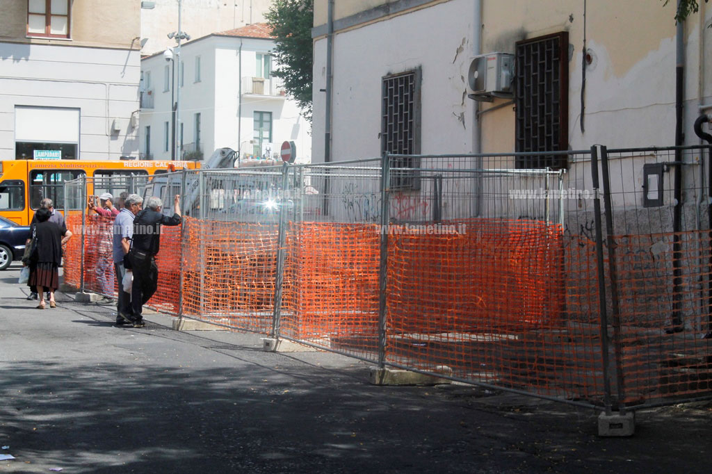 piazza-porcelli-inizio-lavori-2.jpg