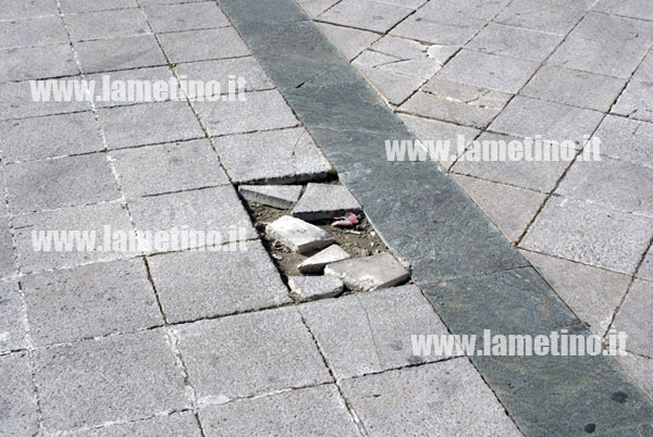 piazza-roma-aprile-2013-bis.jpg