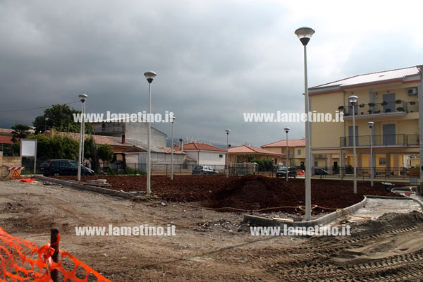 Lamezia: Procedono lavori per realizzazione piazzetta in via degli Itali