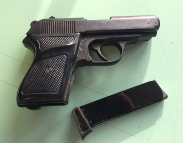 Calabria: Trovato con addosso una pistola clandestina, arrestato  