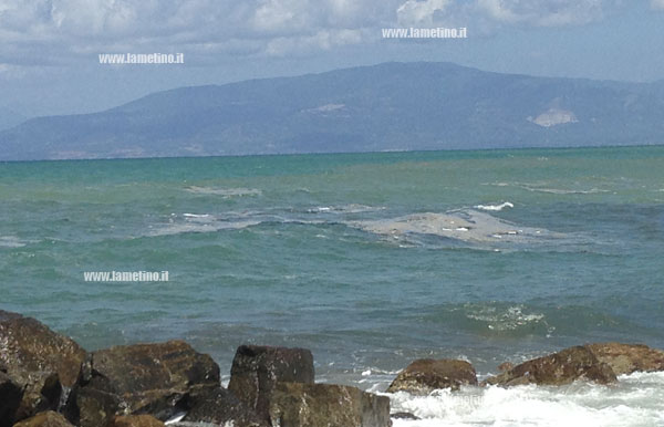 Calabria: Mare sporco, segnalazione da Pizzo