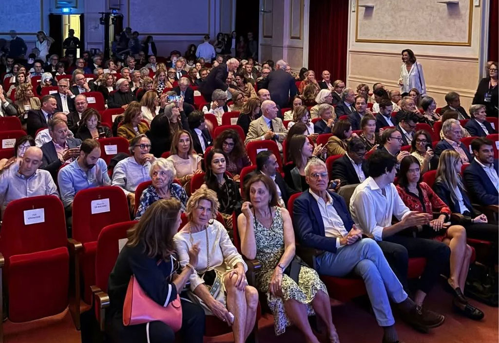 platea_2b252.jpg