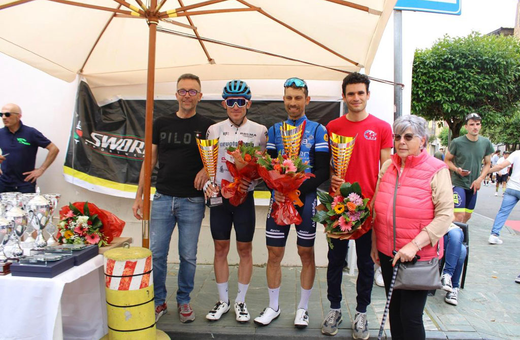 Oltre 150 ciclisti al "Trofeo città di Pianopoli": i vincitori
