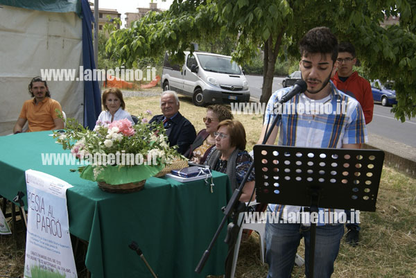 poesia-parco-lettura-alunni-lamezia-maggio-2013.jpg