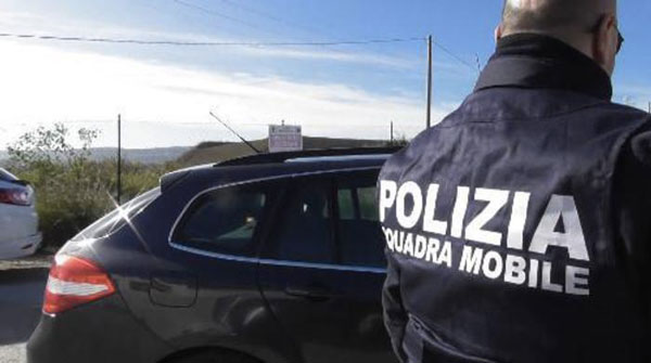 Maltratta moglie e rompe timpano a figlio disabile, allontanato da casa a Crotone