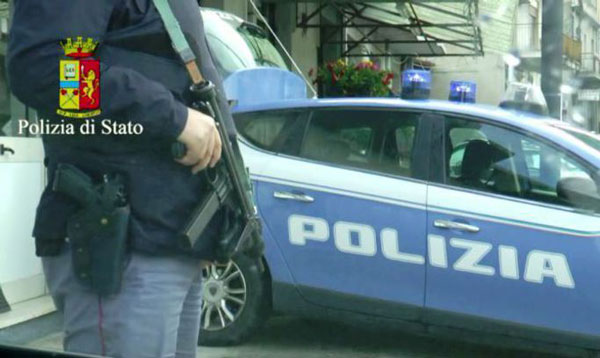 Rapina in bar-tabacchi a Cosenza, arrestato presunto autore